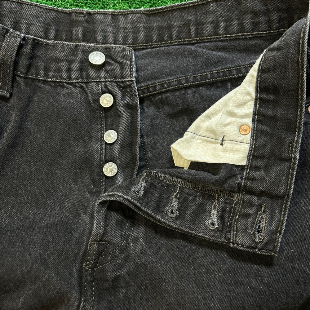 Levi 501 Original Fit Button Fly Jeans Faded Black 36x30 - Picture 3 of 13